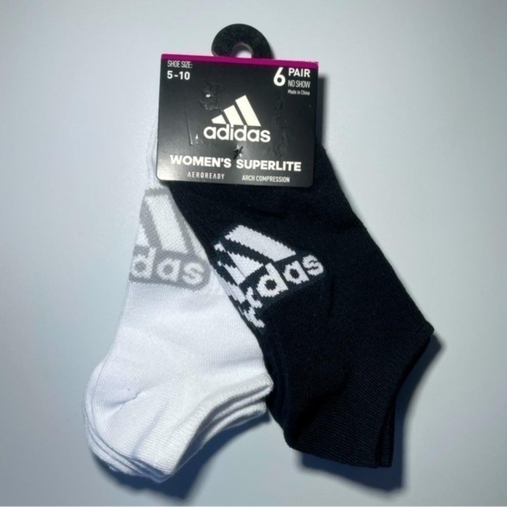 Adidas women’s no show socks 6 pack size 5-10 black white gray